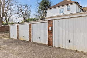 Photo 16- click for photo gallery